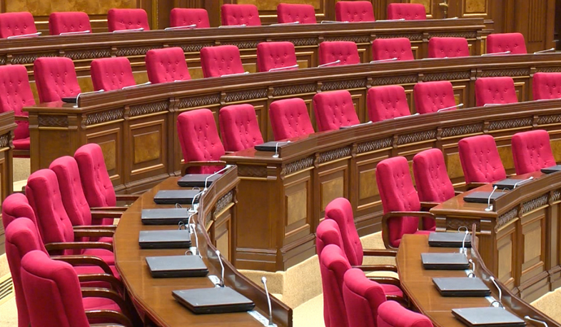 ԱԺ մանդատների քանակը 260-ից նվազեց 105-ի