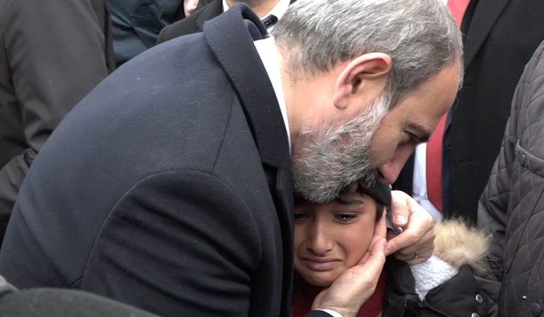 11-ый день забастовки в школе № 11 Чаренцавана