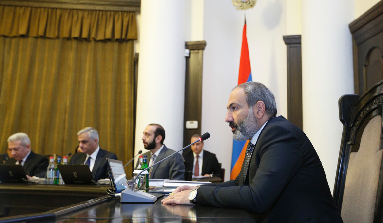 Nikol Pashinyan discusses government priorities