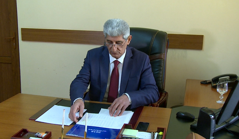 Ararat demands Mayor resignation