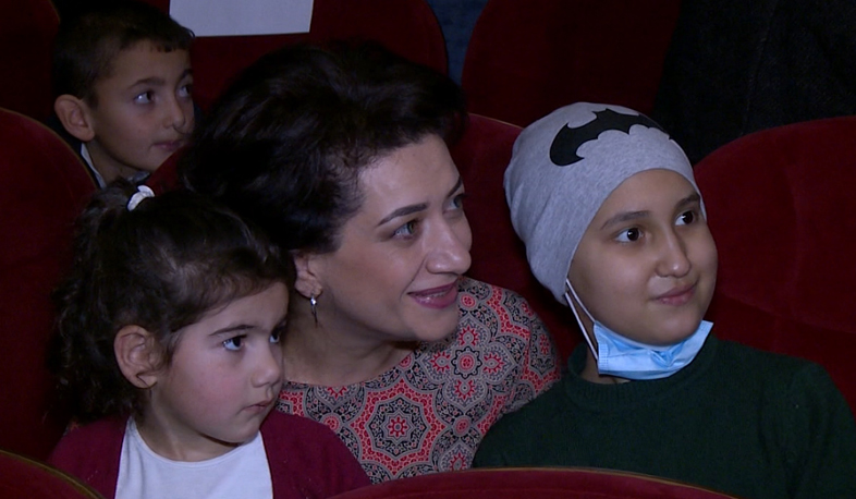 Աննա Հակոբյանը մանուկներին տոն նվիրեց