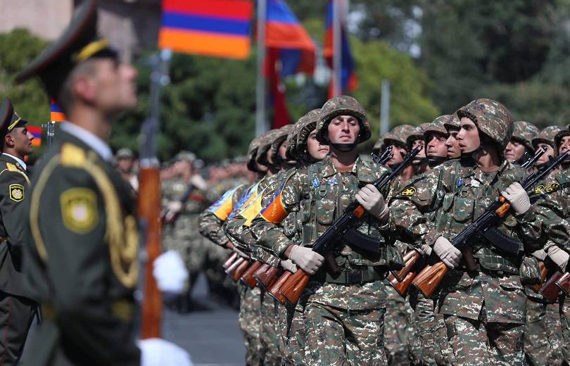 Ermənistanın müdafiəsini təmin edən qadınlara və kişilərə minnətdarlığımızı bildiririk: Fransanın Ermənistandakı səfirliyi