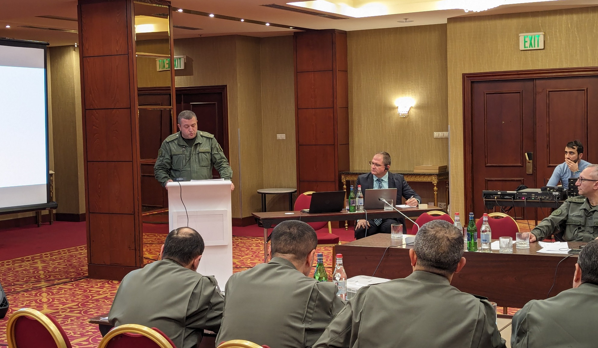 ABŞ nümayəndələri Ermənistanın müdafiə sektorunun maraqlı tərəfləri ilə ER Silahlı Qüvvələrinə yardım imkanlarını müzakirə ediblər