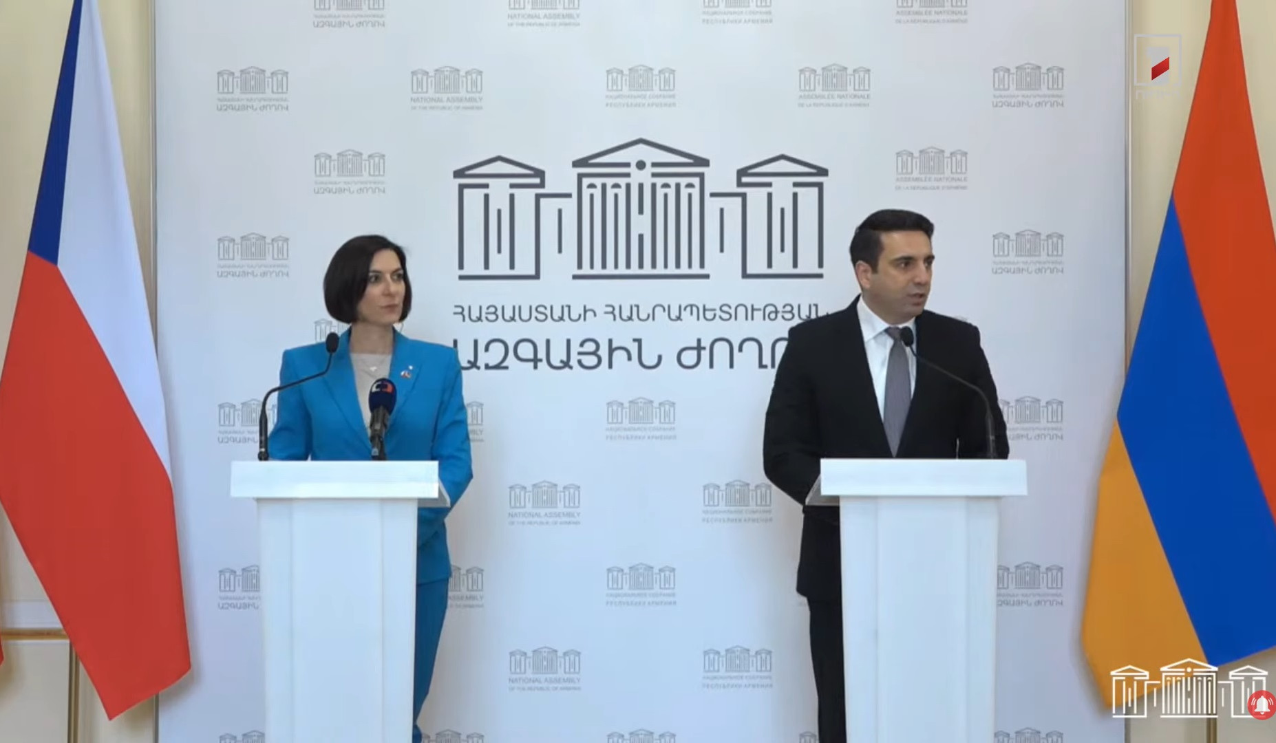 Marketa Pekarova Adamova ilə Azərbaycanla münasibətlərin tənzimlənməsi məsələsi müzakirə olunub: Alen Simonyan