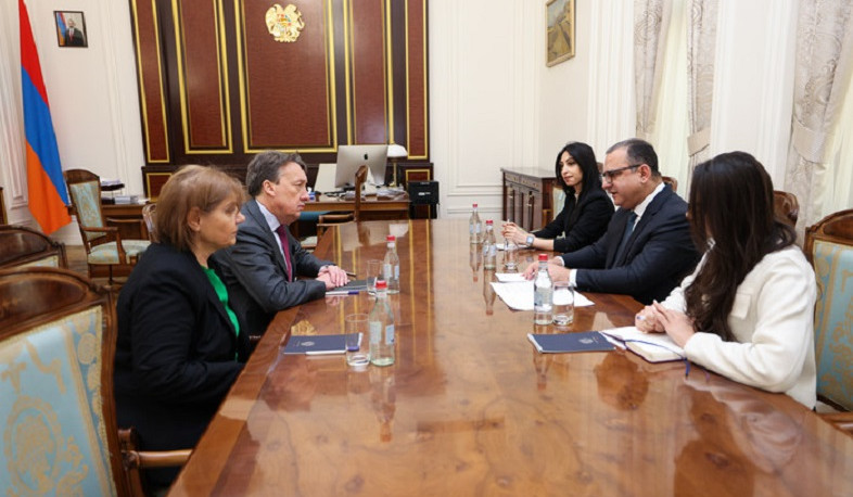 Tigran Khachatryan presented to ambassador of Belgium current works aimed at addressing needs of displaced persons from Nagorno-Karabakh