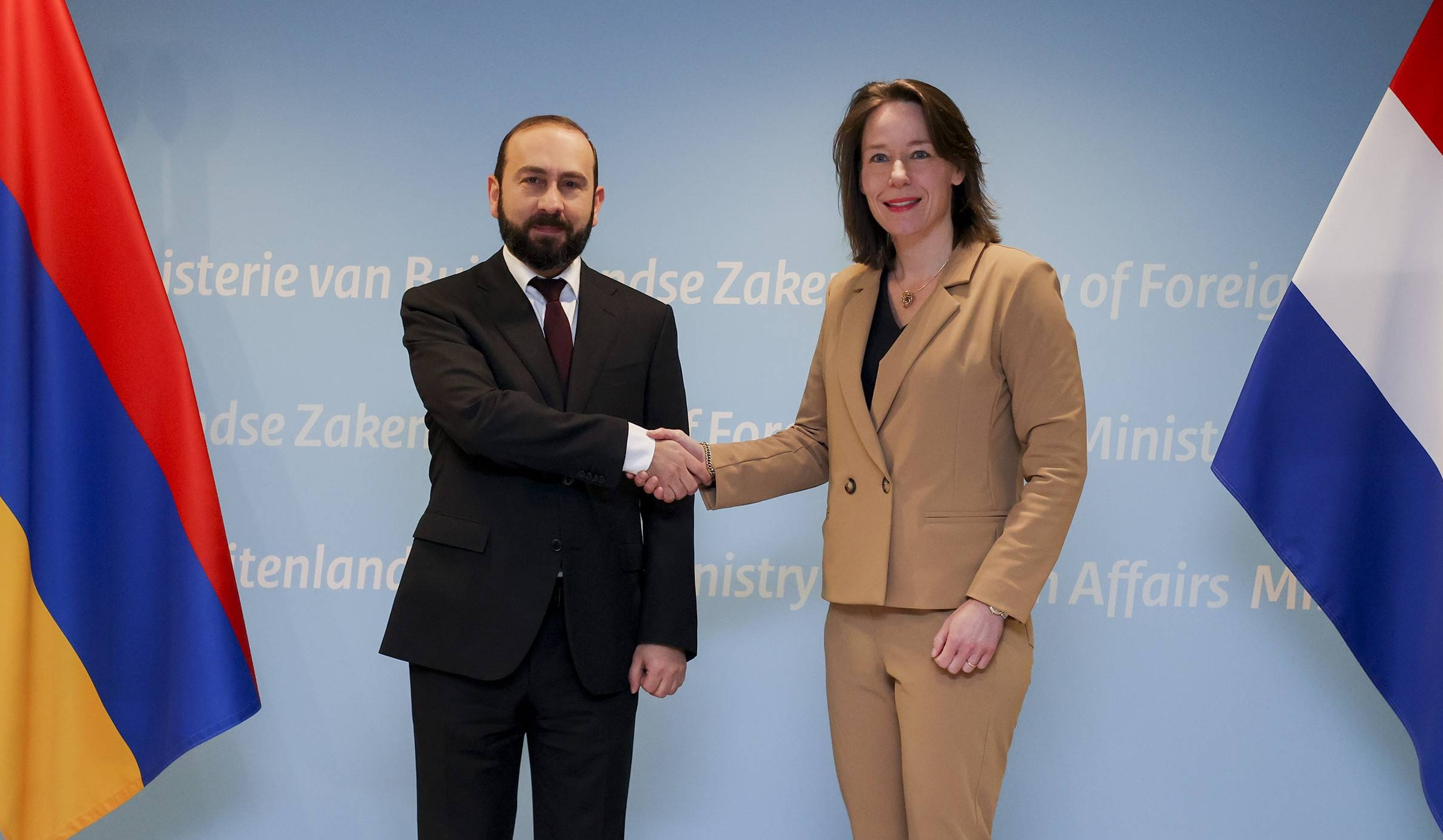 Арарат Мирзоян встретился с министром иностранных дел Королевства Нидерландов