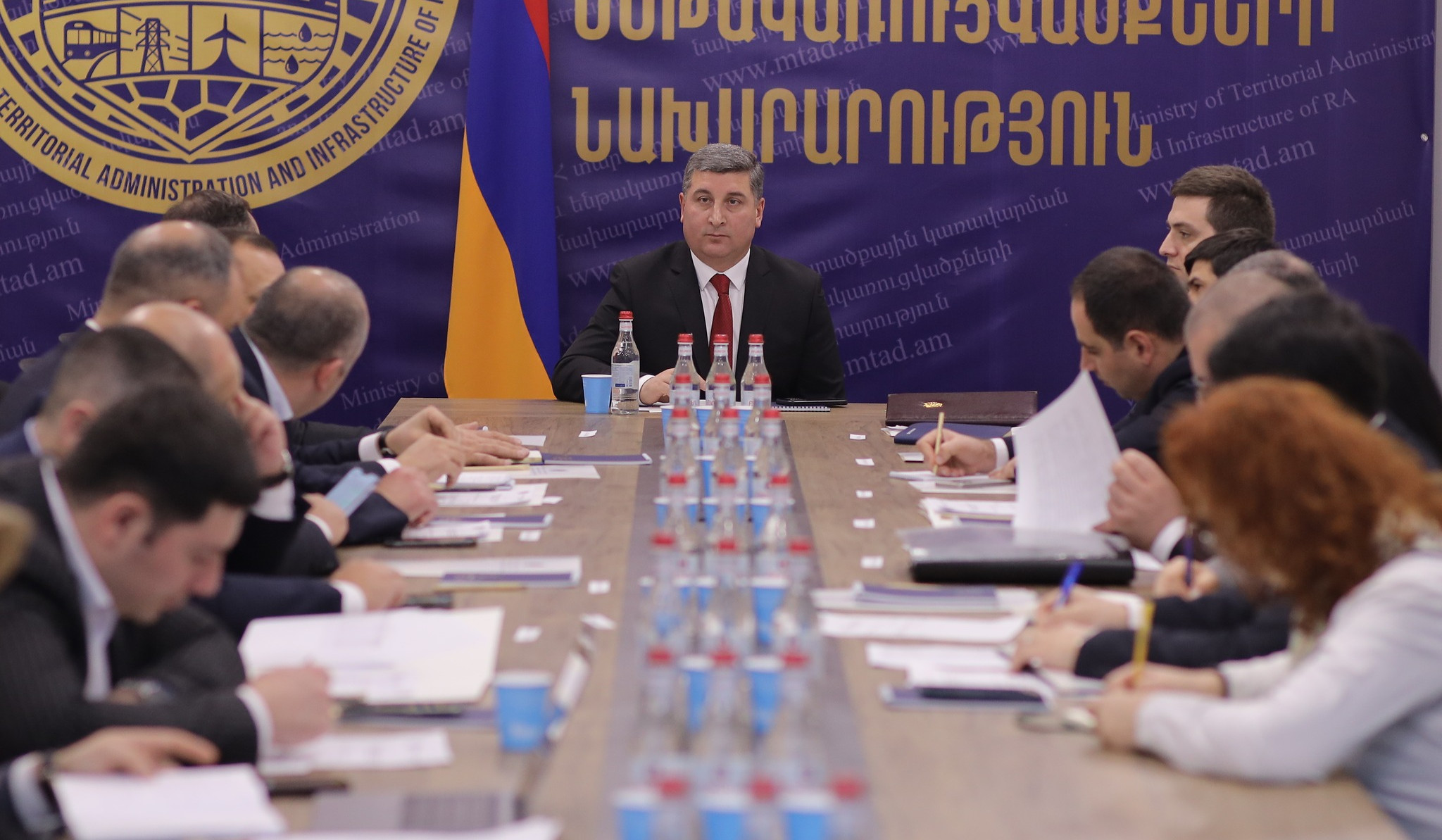 ՏԿԵ նախարարը մարզպետների հետ քննարկել է միասնական երթուղային ցանցի ամբողջական ներդրման հետ կապված հարցեր