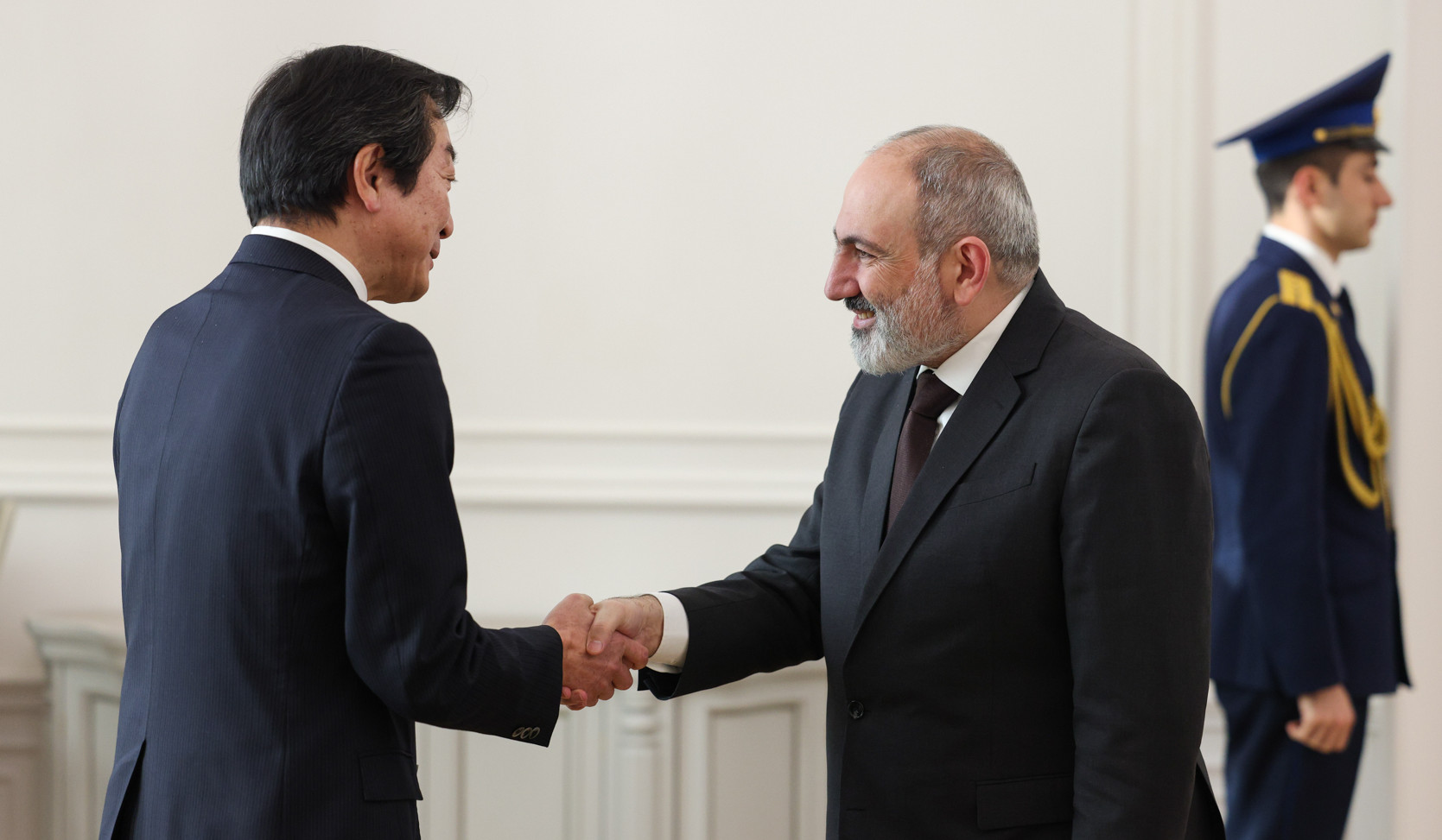 Ճապոնիայի կառավարությունը հետաքրքրված է «Խաղաղության խաչմերուկ» նախագծով. դեսպանը՝ Փաշինյանին