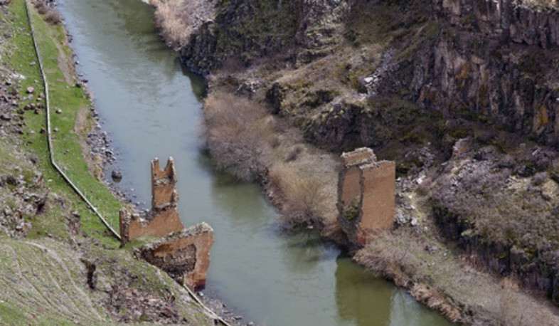 Turkey conveyed to Armenia its ideas for restoration of historical bridge of Ani