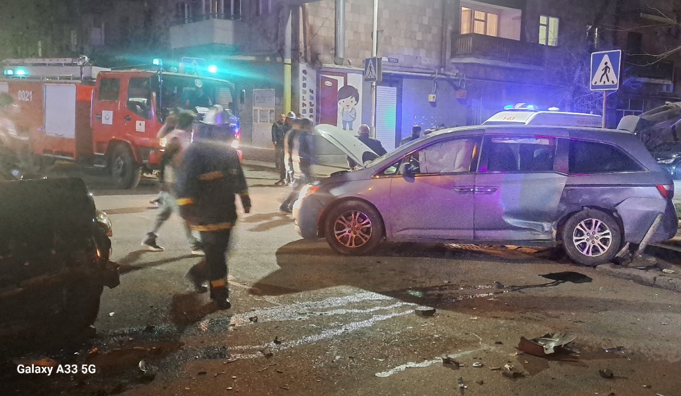 ՃՏՊ Եղբայրության փողոցում. տուժածները հոսպիտալացվել են