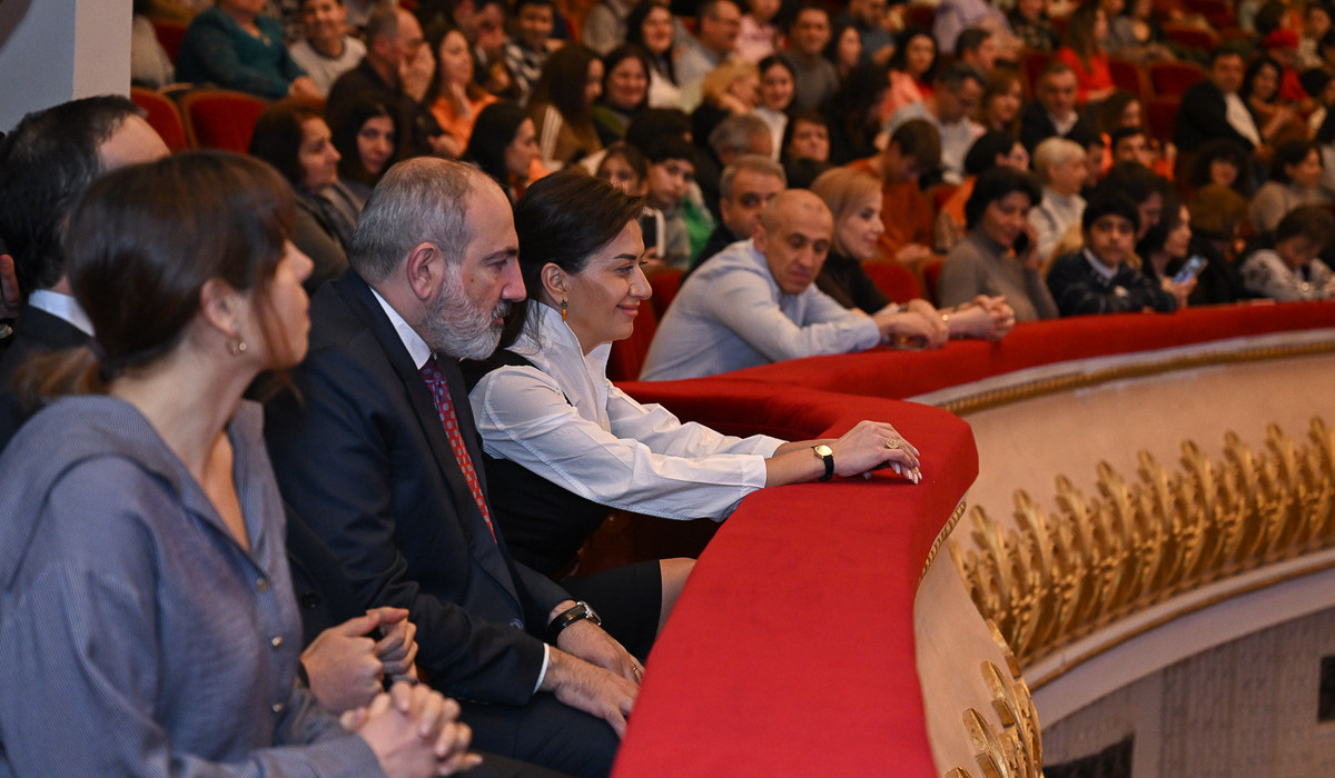 Վարչապետը տիկնոջ հետ ներկա է գտնվել «Երևան» պատանեկան սիմֆոնիկ նվագախմբի համերգին