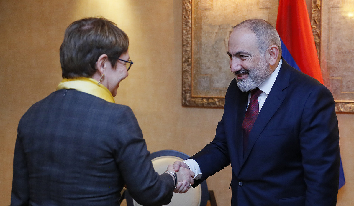 Prime Minister, EBRD President discuss issues related to bilateral cooperation