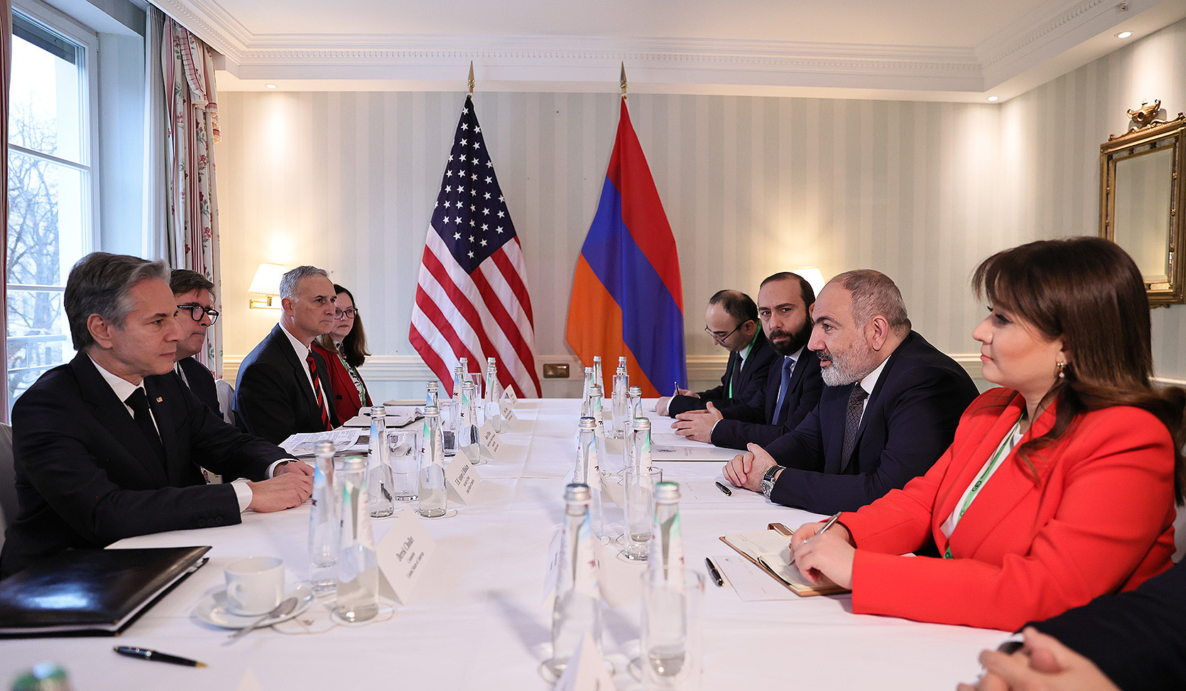Prime Minister Nikol Pashinyan, the US Secretary of State meet in Munich