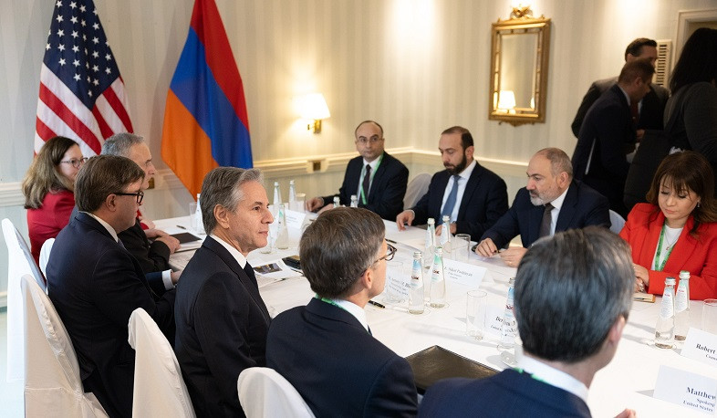 Had productive conversation with Armenian Prime Minister Pashinyan today on how we can support peace process between Armenia and Azerbaijan: Blinken