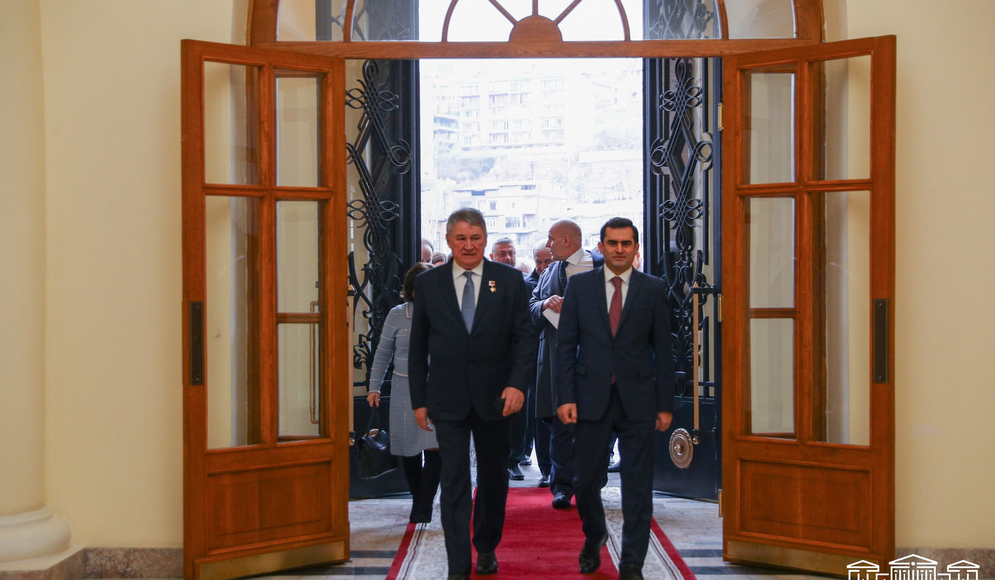 Քննարկվել են տարածաշրջանային զարգացումներն ու մարտահրավերները, հայկական կողմին մտահոգող խնդիրները. հանդիպում ԱԺ-ում