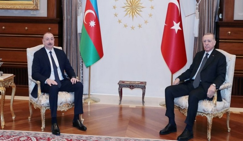 Azerbaycan Cumhurbaşkanı Türkiye ile askeri alanda işbirliğine vurgu yaptı