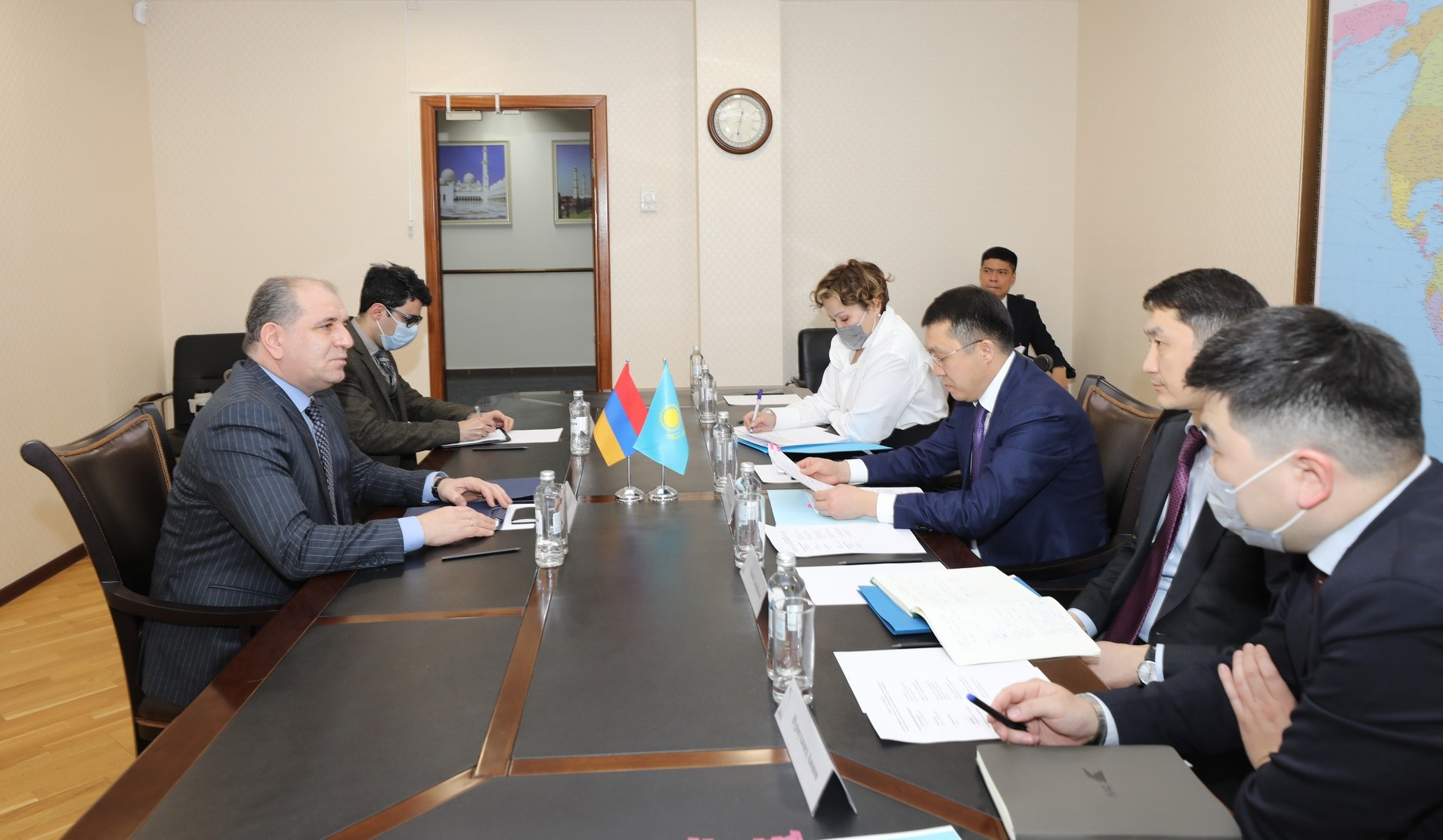 Astanada Ermənistan və Qazaxıstan arasında nəqliyyat sahəsində əməkdaşlığın perspektivləri müzakirə olunub