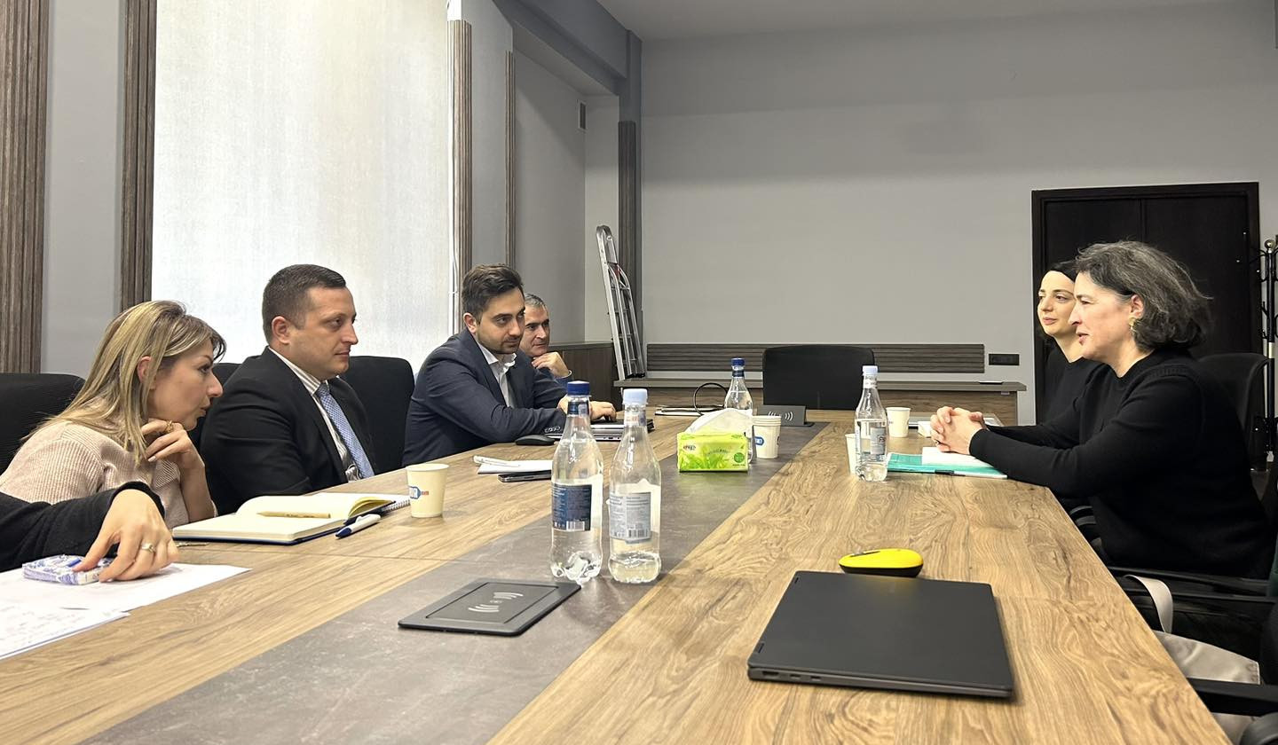 Քննարկվել է Հյուսիս-հարավ միջանցքի Գյումրու շրջանցիկ ճանապարհի կառուցման ծրագիրը. հանդիպում «Ճանապարհային դեպարտամենտ» հիմնադրամում