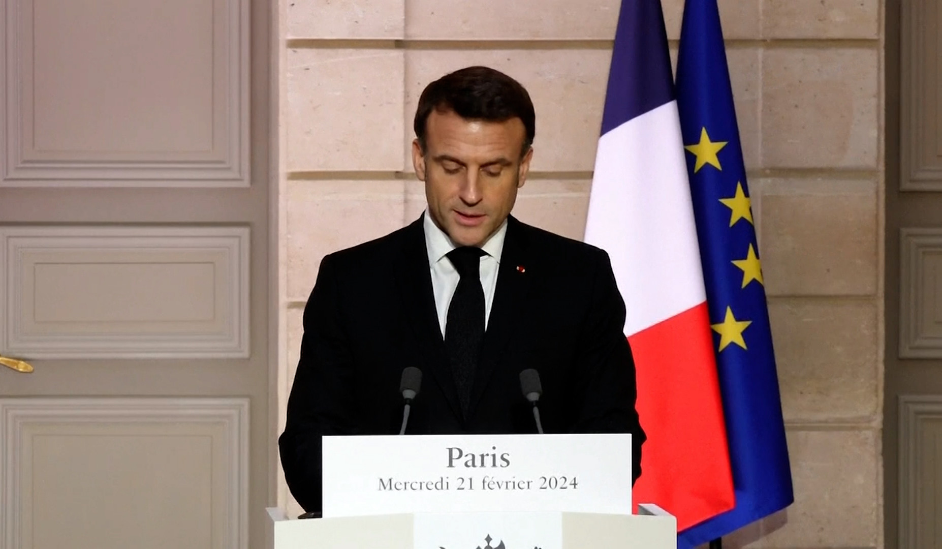 Франция выражает сожаление по поводу непропорционального ответного удара Азербайджана: Макрон