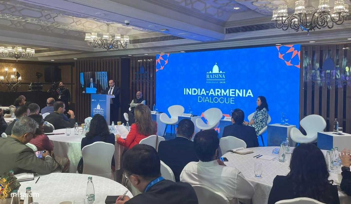 Son zamanlar Hindistanla əlaqələr aktiv şəkildə inkişaf edir