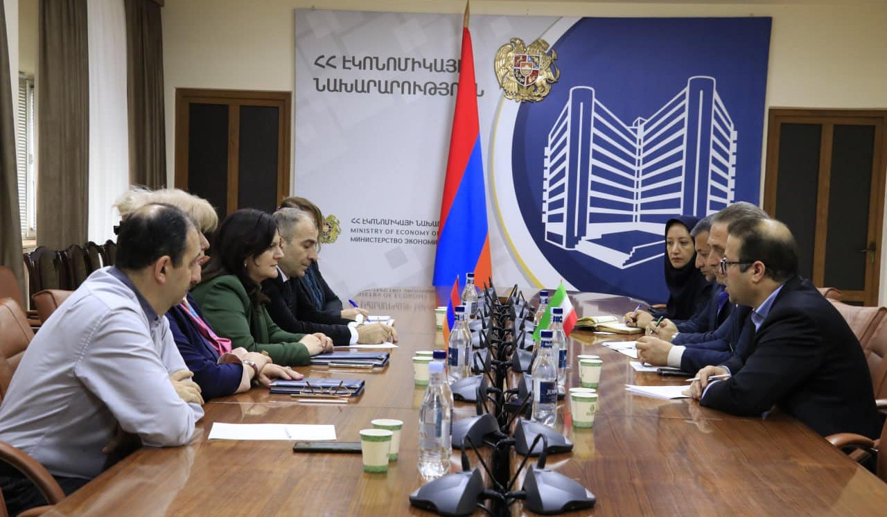 Իրանի անասնաբուծության, թռչնաբուծության, մեղվաբուծության ոլորտների ներկայացուցիչների հետ քննարկվել է կարանտինային անցակետի կառուցման հարցը