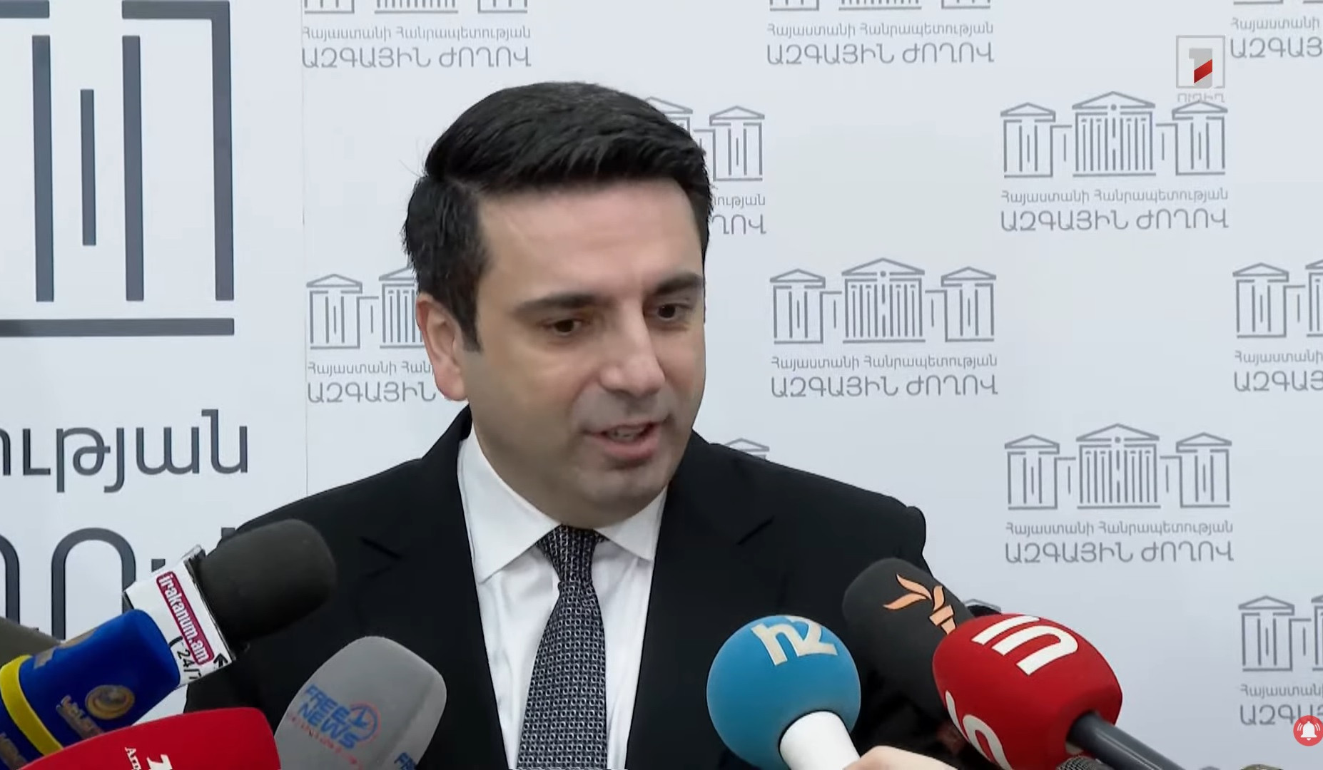 Նման տեղեկություն այս պահի դրությամբ գոյություն չունի. Ալեն Սիմոնյանը՝ Զելենսկու՝ ՀՀ հավանական այցի մասին