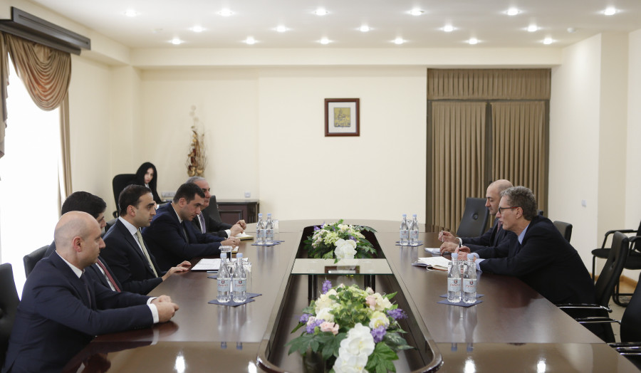 Տիգրան Ավինյանը հանդիպել է Համաշխարհային բանկի ներկայացուցիչների հետ