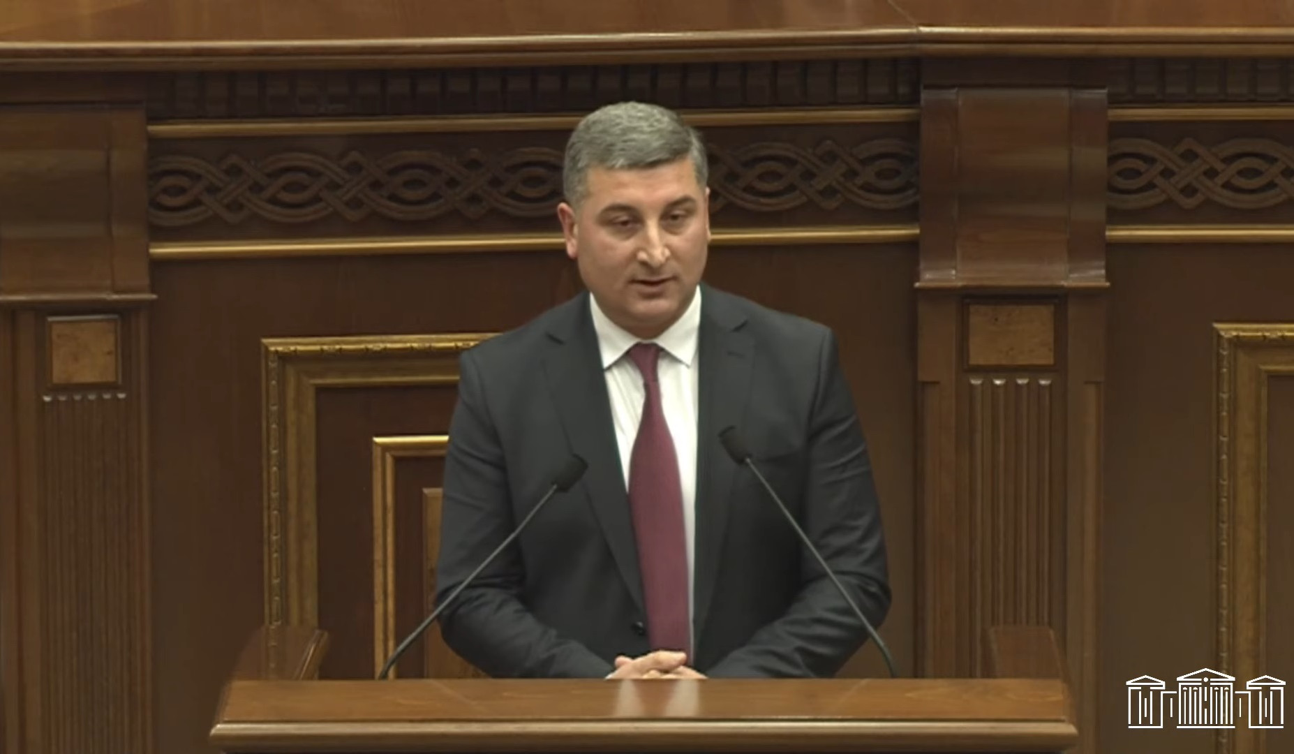 Մեր երկրում չգտանք շինարարական ընկերություններ, որոնք կարող են 2 իրար հաջորդող ասֆալտի կարն այնպես անել, որ չնկատվի. Սանոսյան