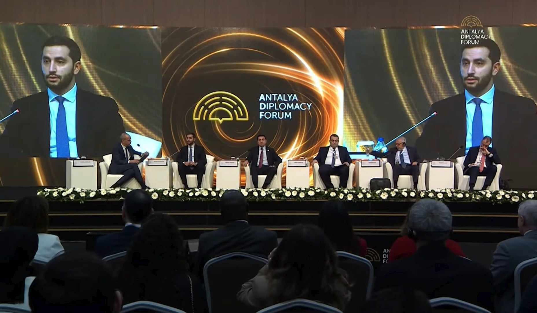 Why should borders be opened only in times of tragedy: Rubinyan to Kılıç