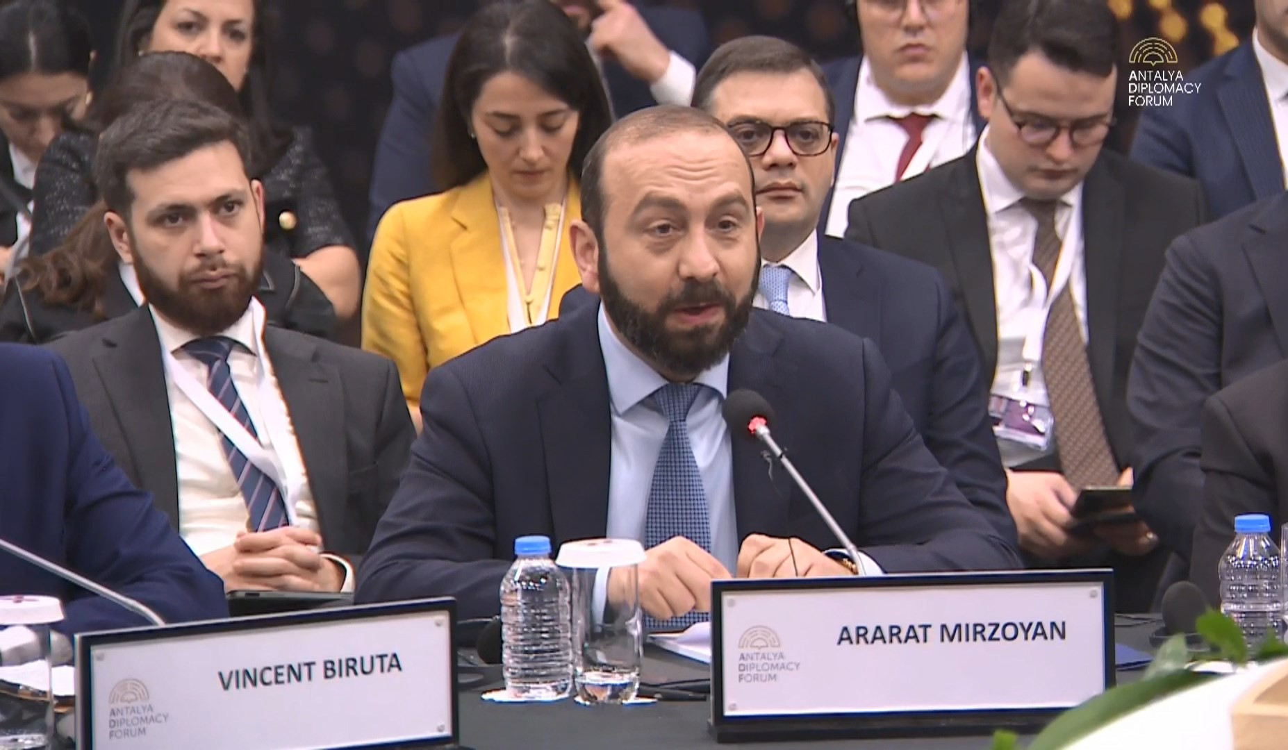 Mirzoyan presented ‘Crossroads of Peace’ project at Diplomacy Forum in Antalya