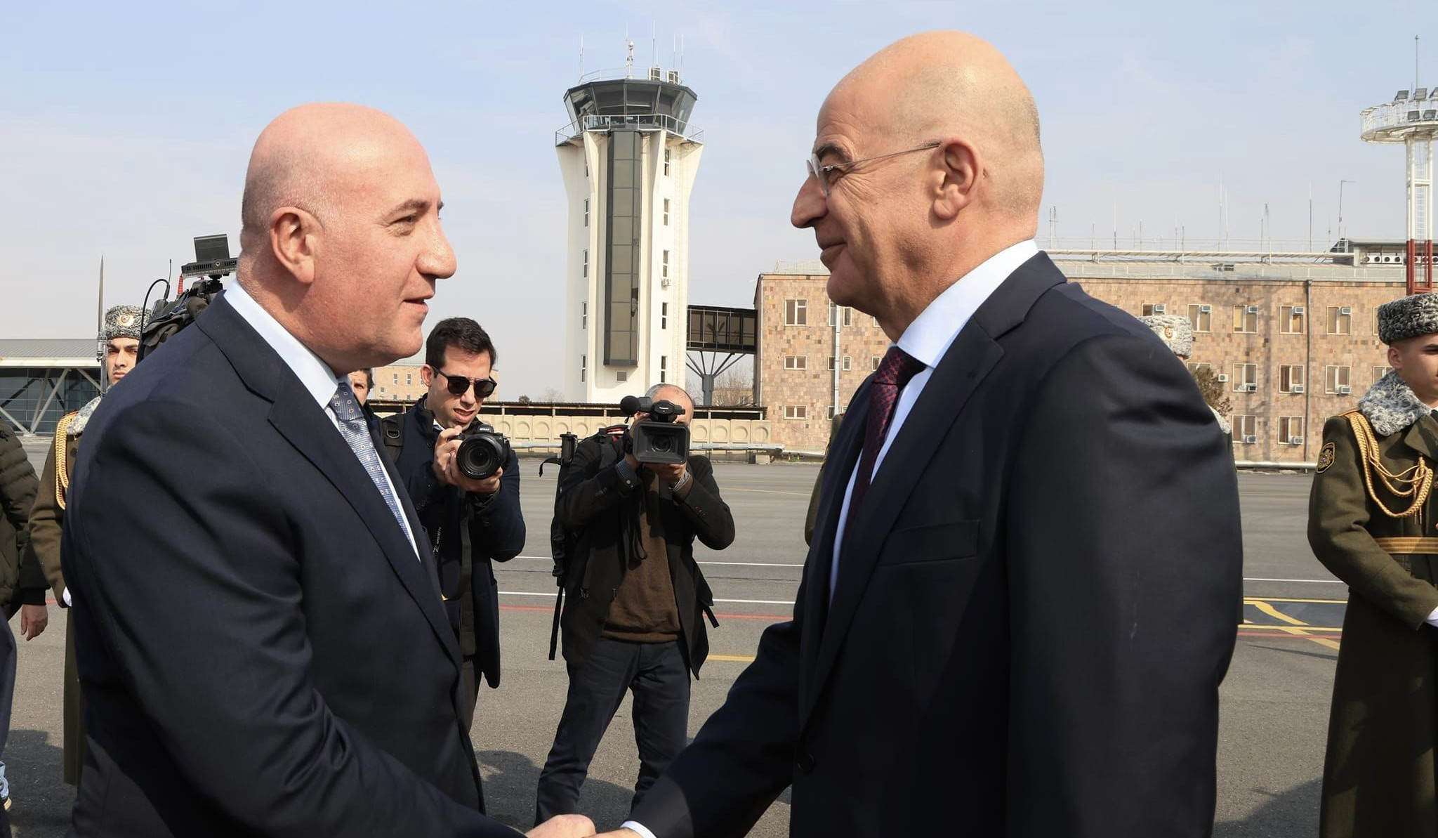 Министр обороны Греции прибыл с официальным визитом в Армению