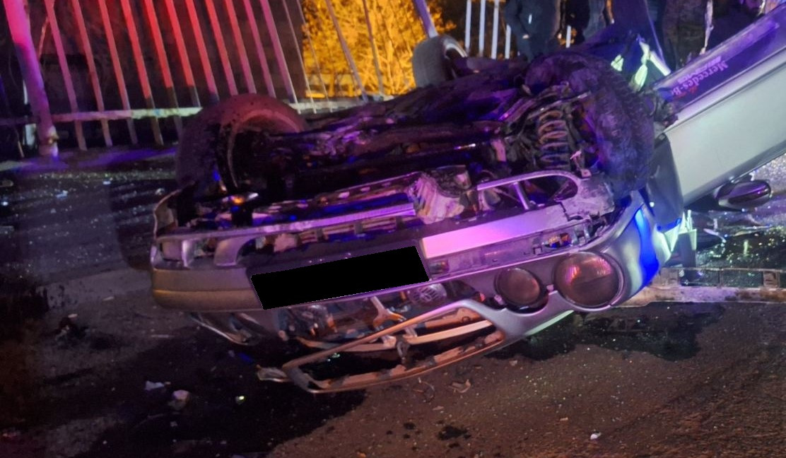 Աշտարակի խճուղի - Հալաբյան փողոց ճանապարհին մեքենան դուրս է եկել երթևեկելի հատվածից և գլխիվայր շրջվել. կա զոհ