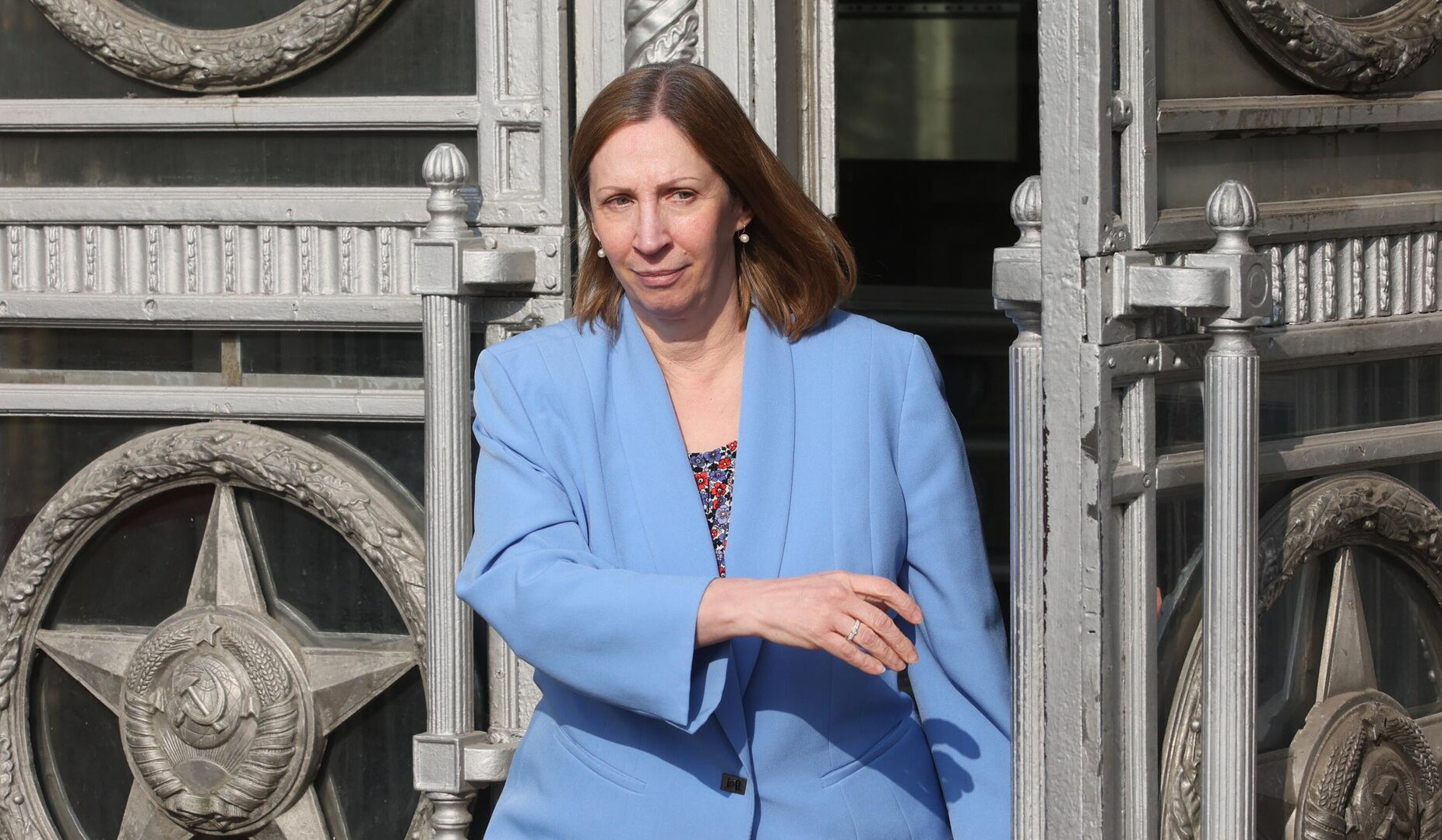 Послу США в России вручили ноту с требованием прекратить содействие трем НКО