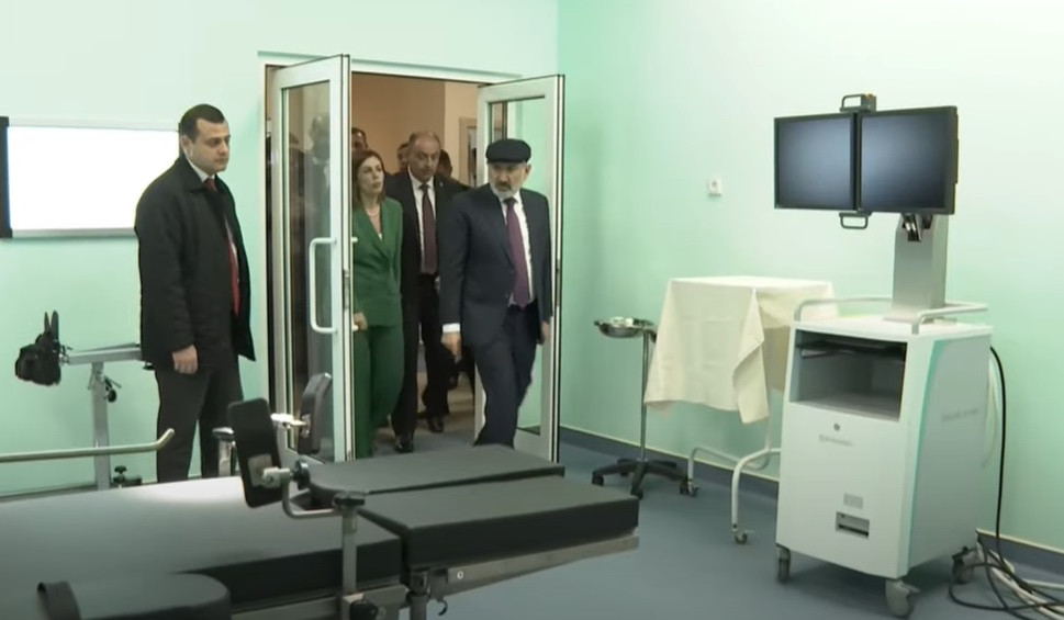 Օpening ceremony of newly built medical center took place in Yeghegnadzor