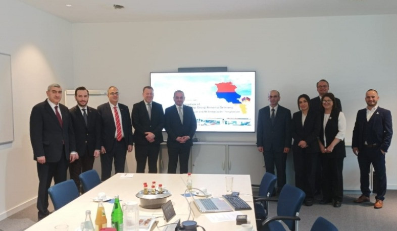 Opportunities of strengthening Armenian-German ties and forming legislative favourable field discussed
