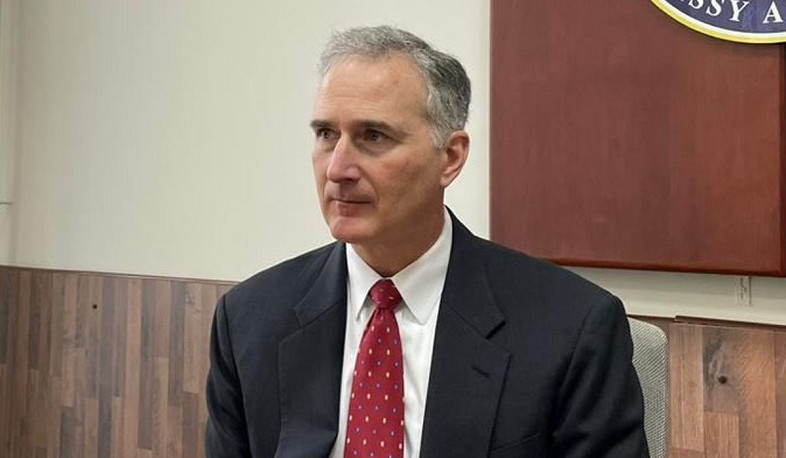 Luis Bono to visit Azerbaijan