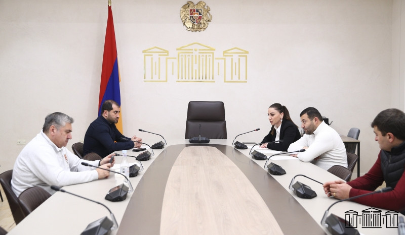 ԱԺ ֆինանսավարկային և բյուջետային հարցերի մշտական հանձնաժողովի արտահերթ նիստում քննարկվել է փոխարինող անդամի հարցը