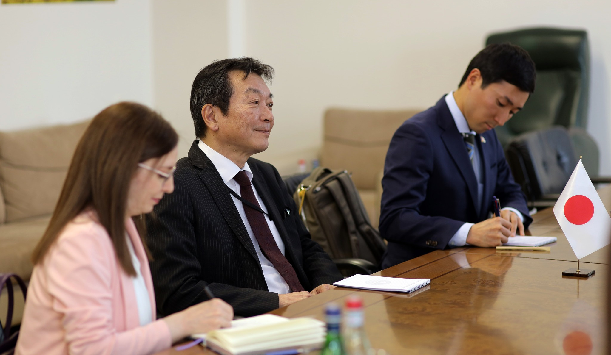 Ճապոնիայի դեսպանը Գնել Սանոսյանի հետ հանդիպմանը կարևորել է առկա համագործակցության խորացման անհրաժեշտությունը