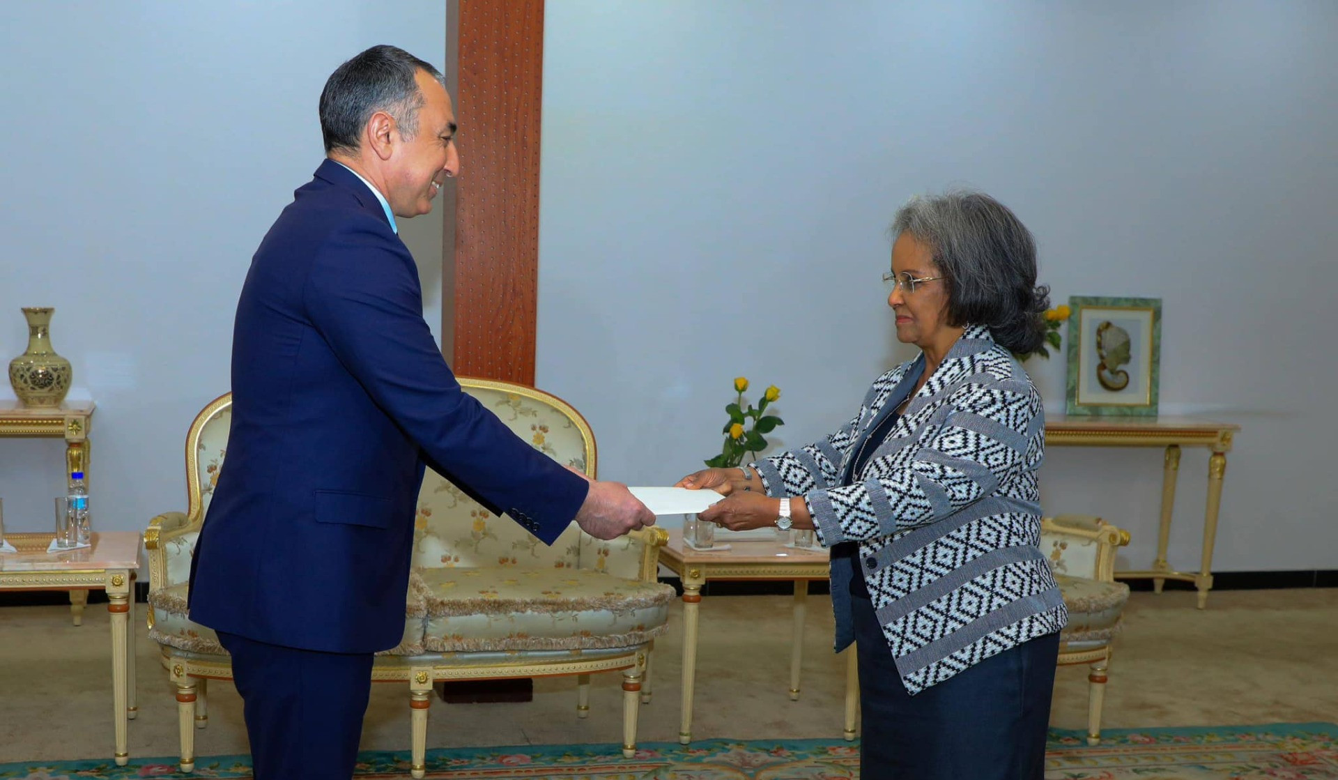 Ambassador of Armenia to Ethiopia presented his credentials to President of country