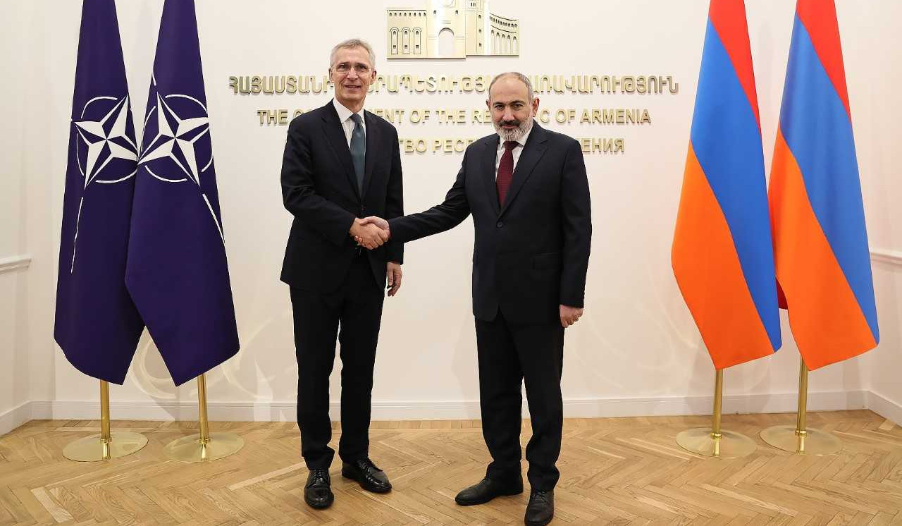 Пашинян и Столтенберг обсудили вопросы сотрудничества Армения-НАТО