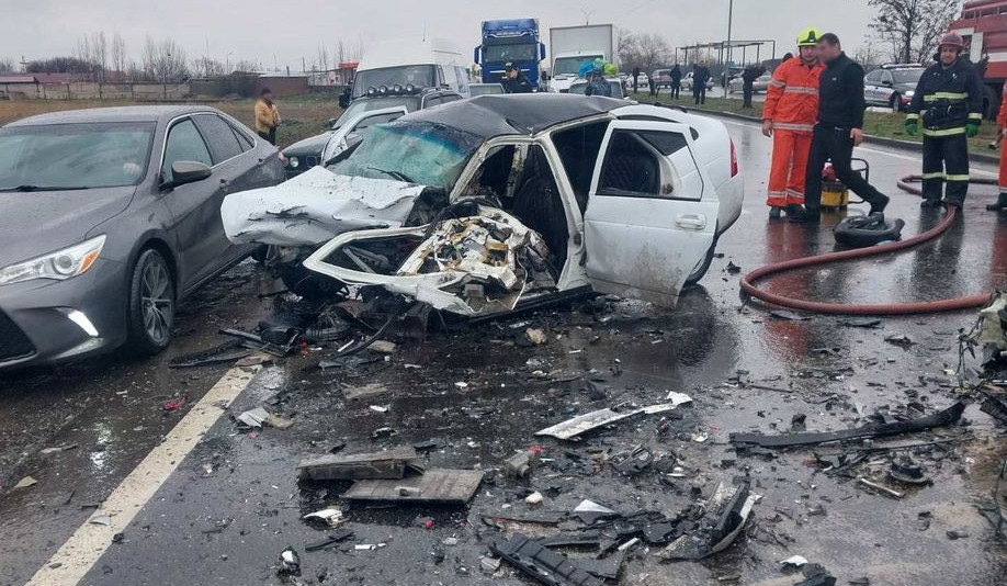 Վթար Էջմիածին-Արմավիր ավտոճանապարհին. կա 3 զոհ