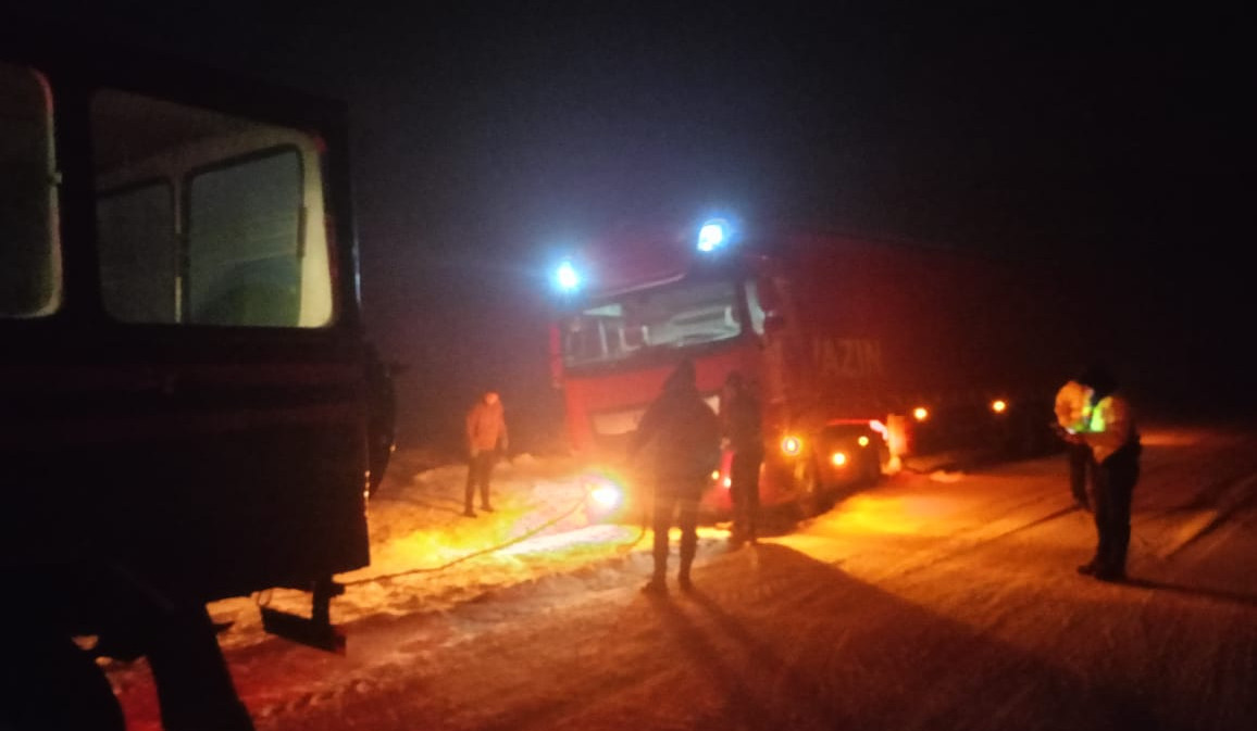 Փրկարարներն արգելափակումից դուրս են բերել 20 տրանսպորտային միջոց, 49 քաղաքացու օգնություն ցուցաբերել