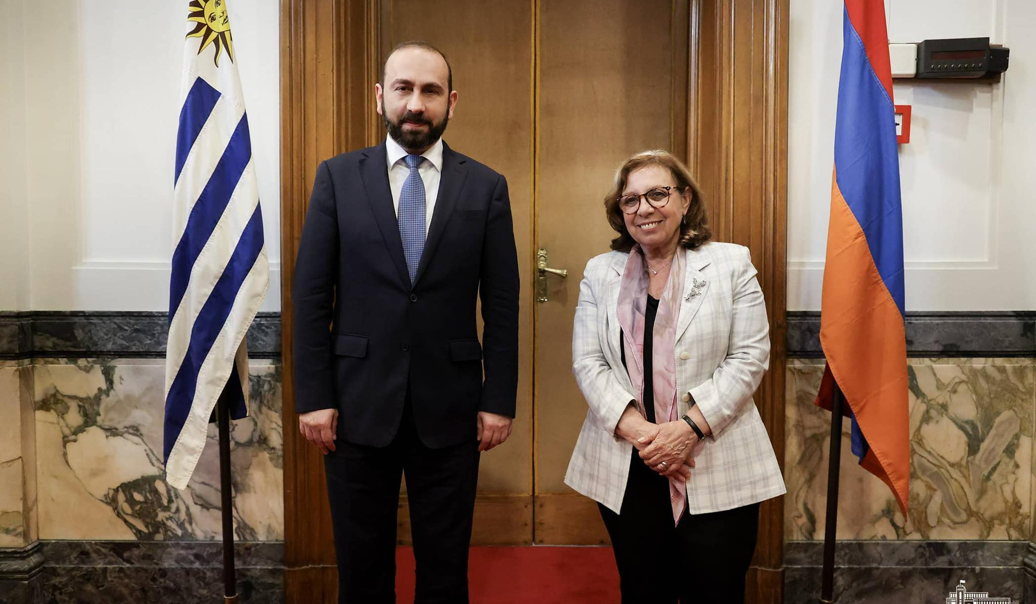 Mirzoyan Uruqvay Nümayəndələr Palatasının sədri ilə Cənubi Qafqazda baş verən prosesləri müzakirə edib