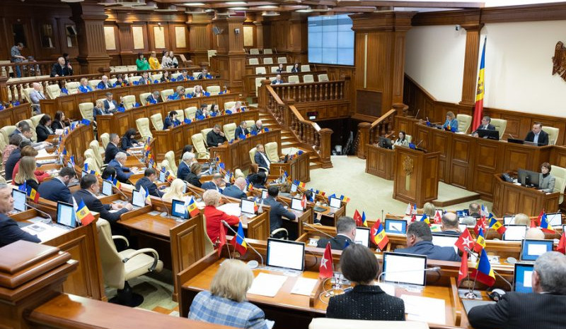 Moldovan Parliament backs bid to join EU