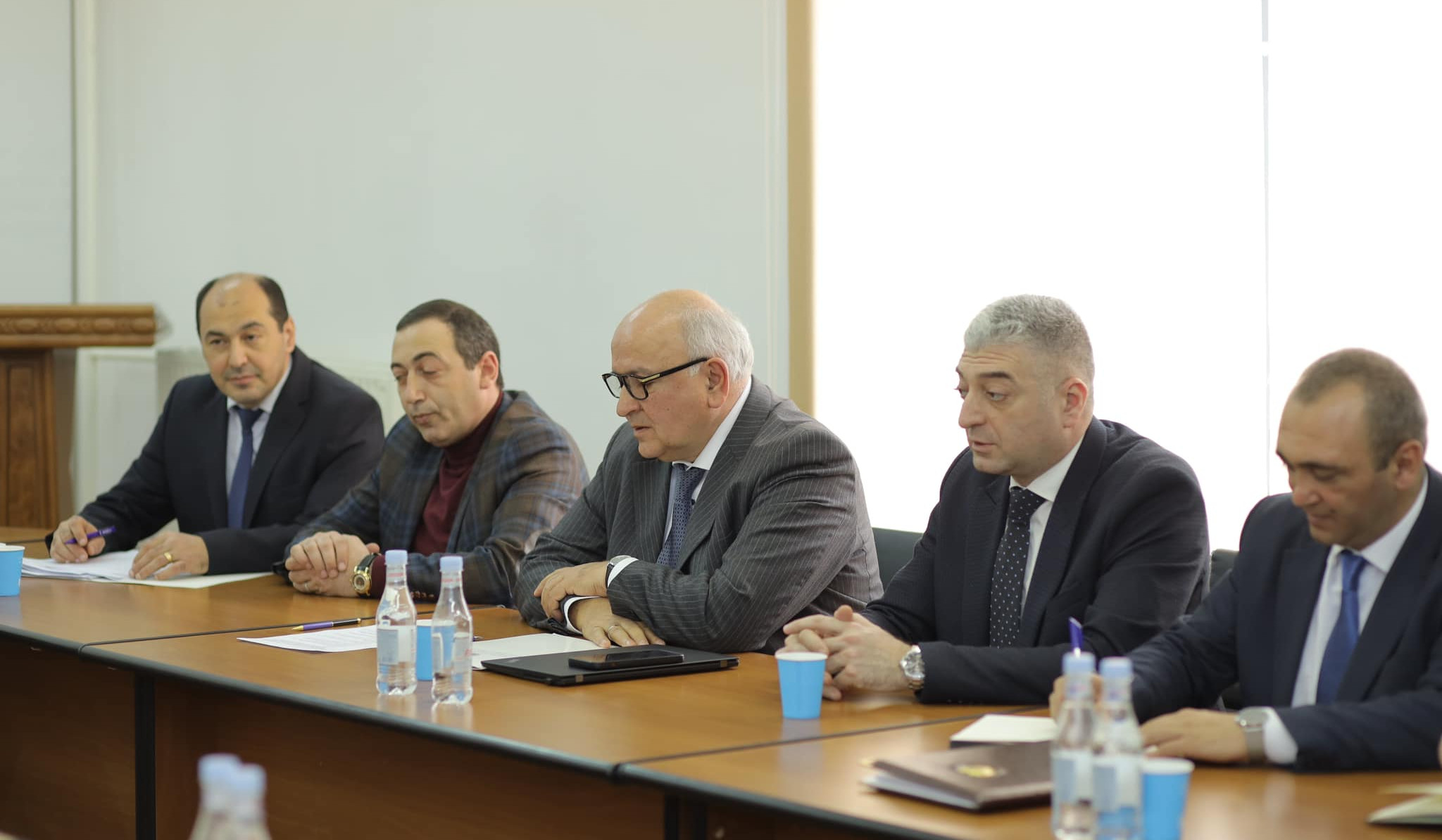 Վաչե Տերտերյանը և Ֆանի Դելպեի գլխավորած պատվիրակության անդամները քննարկել են ջրային ոլորտում իրականացվող ծրագրերը