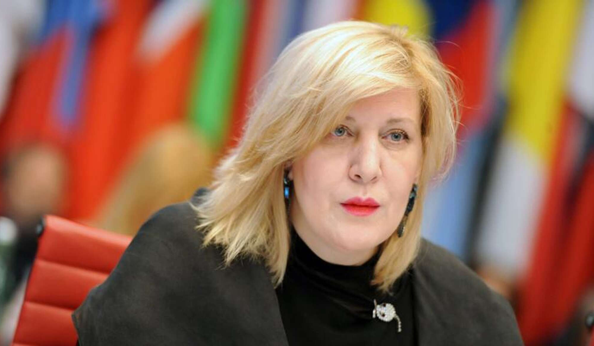 Миятович призвала власти Азербайджана освободить журналистов и активистов