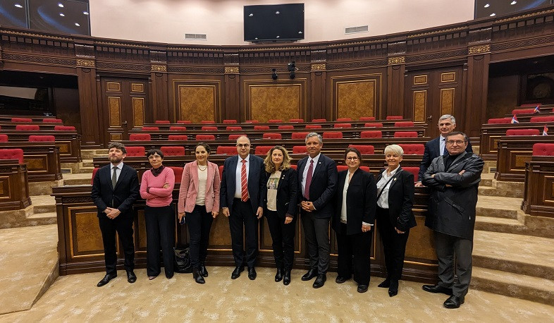 Biz Fransanın Ermənistanın demokratiyasına dəstəyini bir daha təsdiqlədik: Petel