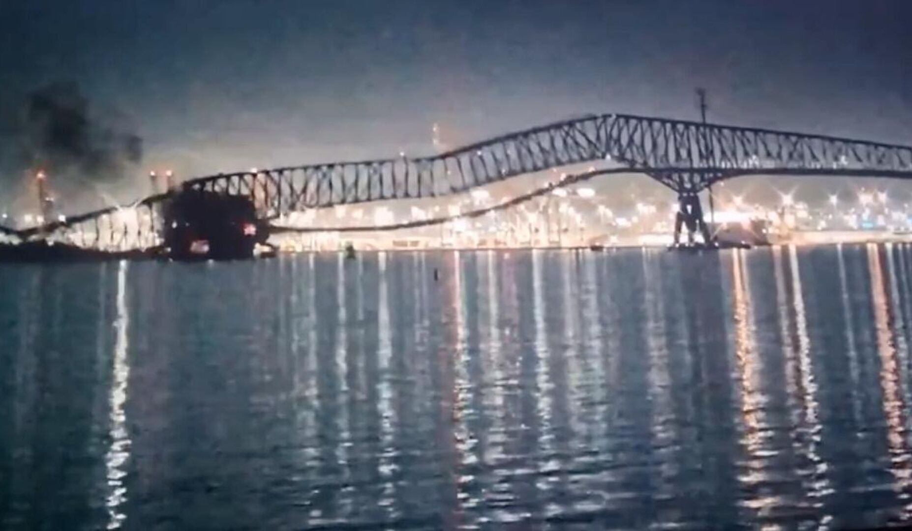 Tracker shows where ship hit Baltimore's Key Bridge