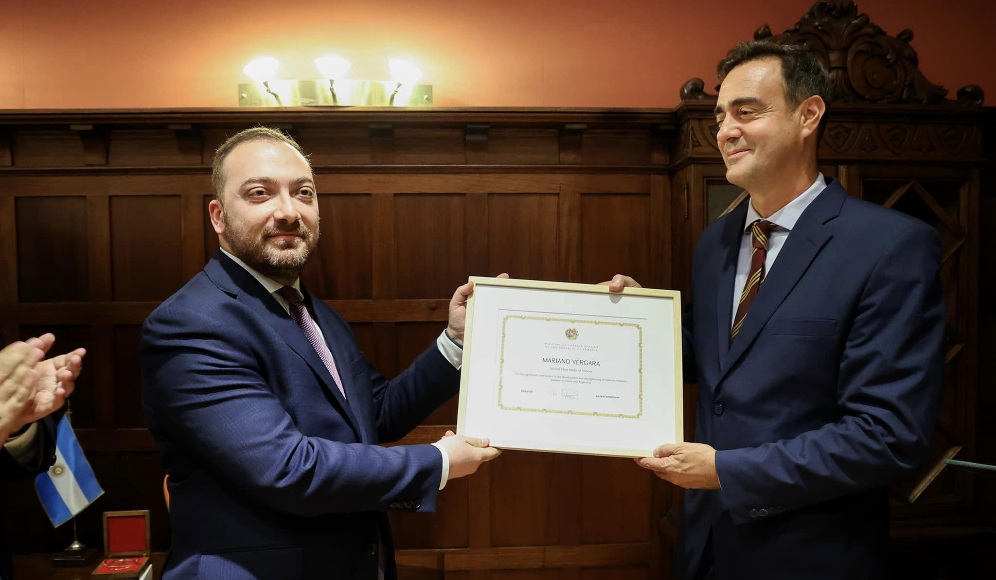 ՀՀ-ում Արգենտինայի նախկին դեսպան Մարիանո Վերգարային շնորհվել է ՀՀ ԱԳՆ երկրորդ կարգի պատվո շքանշան