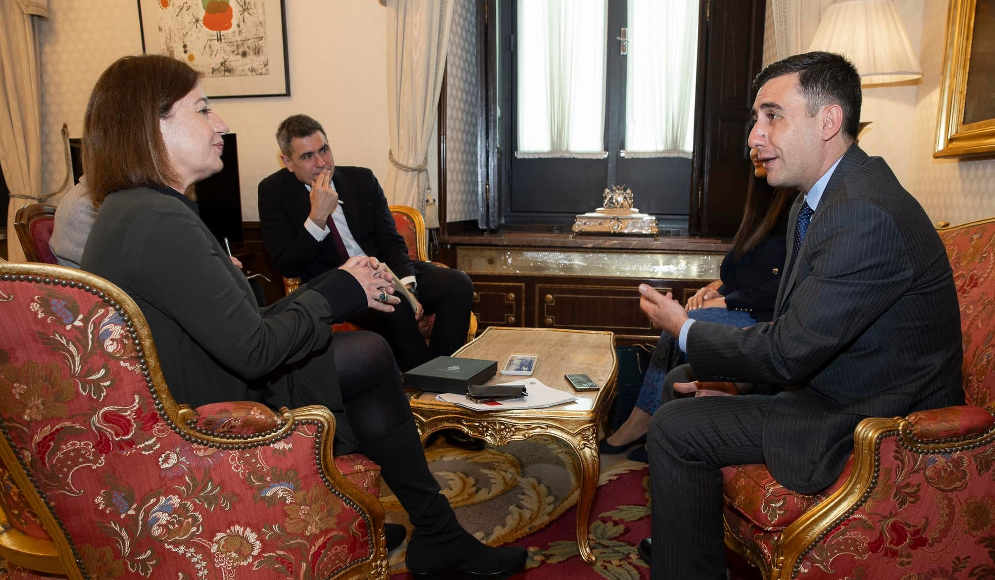 Ambassador Avetisyan presented Crossroads of Peace project to President of Spanish Congress of Deputies